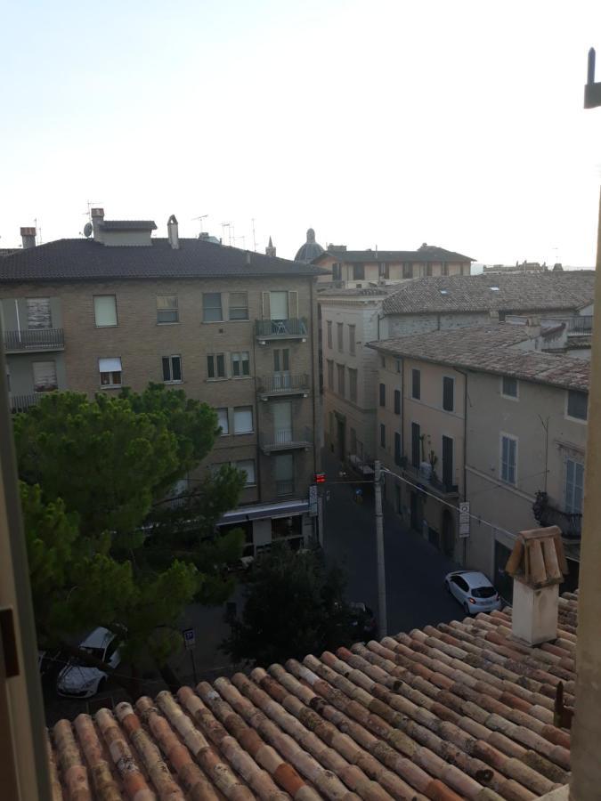 Hotel La Torretta Foligno Dış mekan fotoğraf
