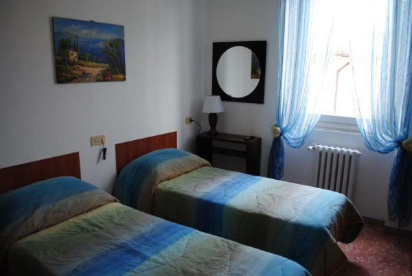 Hotel La Torretta Foligno Dış mekan fotoğraf